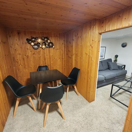 The Weber Suite Kitchener Exterior foto